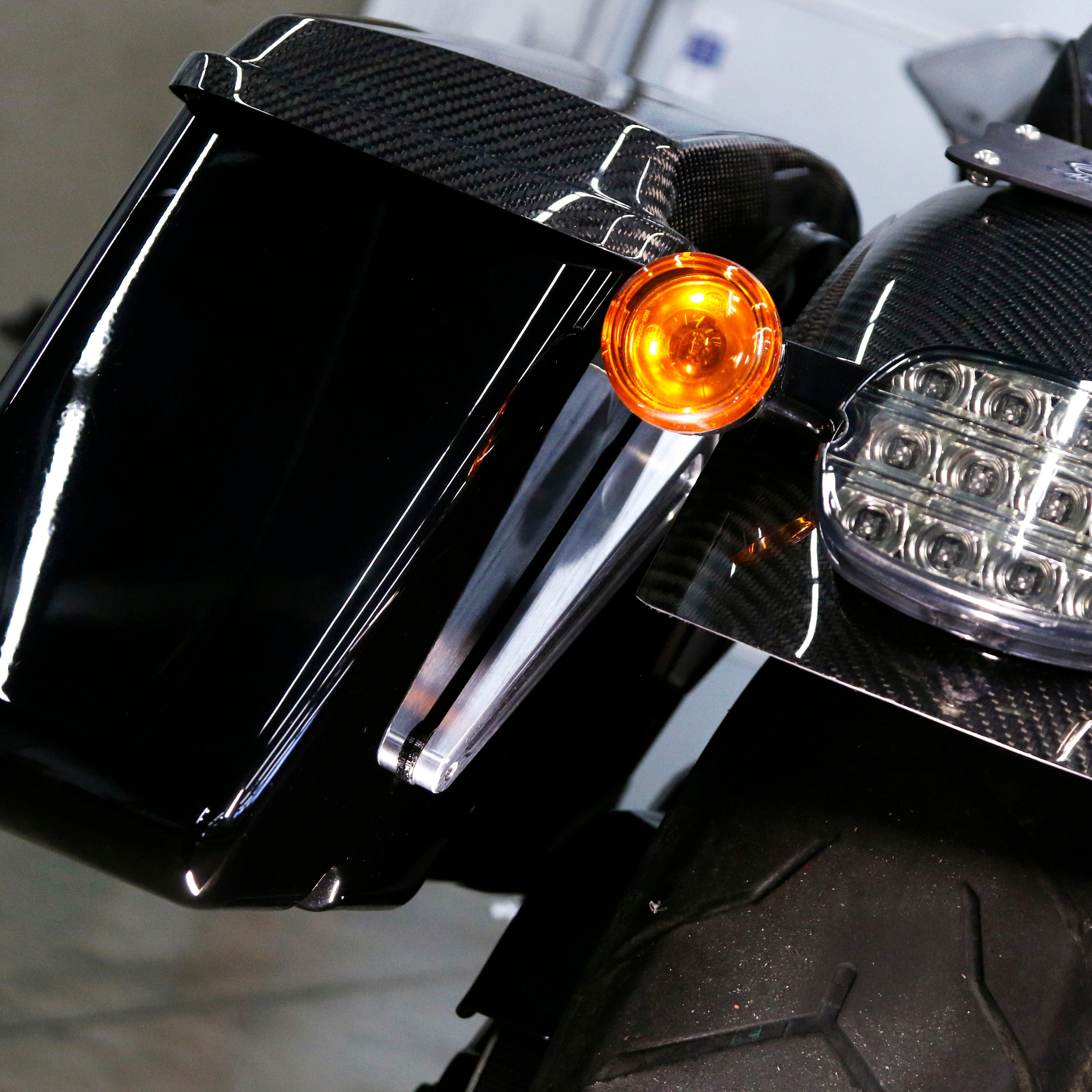 Hofmann Designs Softail Saddlebag Mounting Kit